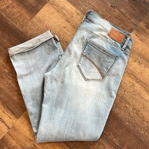Driftwood capri jeans